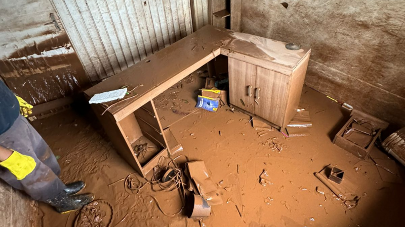 S.O.S EDUARDO SANTOS