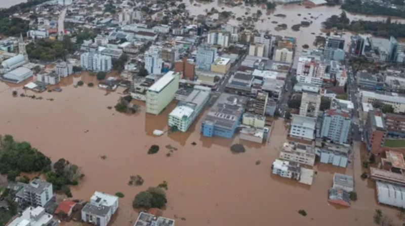 Enchentes Sul familiares de Tatiana 
