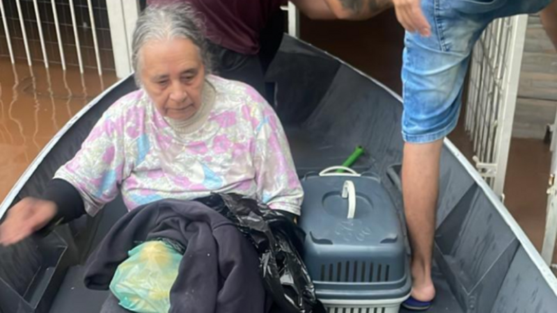 Ajuda para recomeçar após enchente