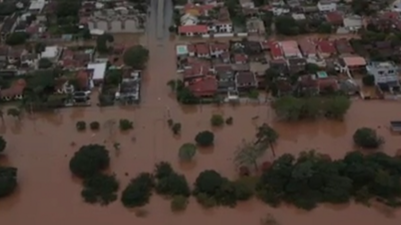 Ajude a Bárbara que perdeu seus móveis na enchente do RS 