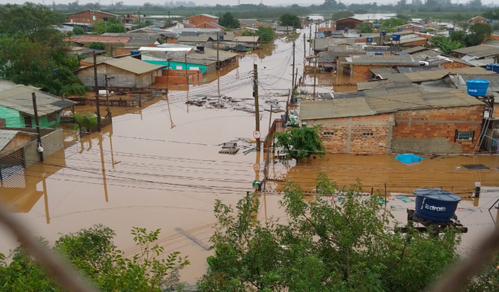 Ajuda para família.