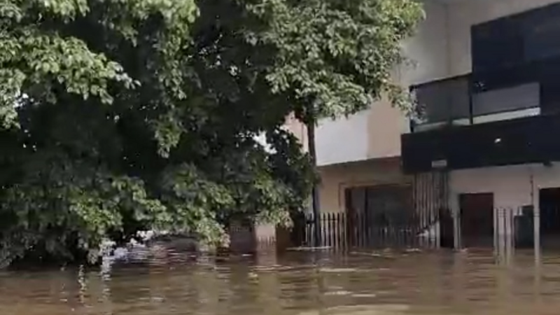 Ajuda para meus familiares e entes queridos, todos desabrigados pelas chuvas no RS.