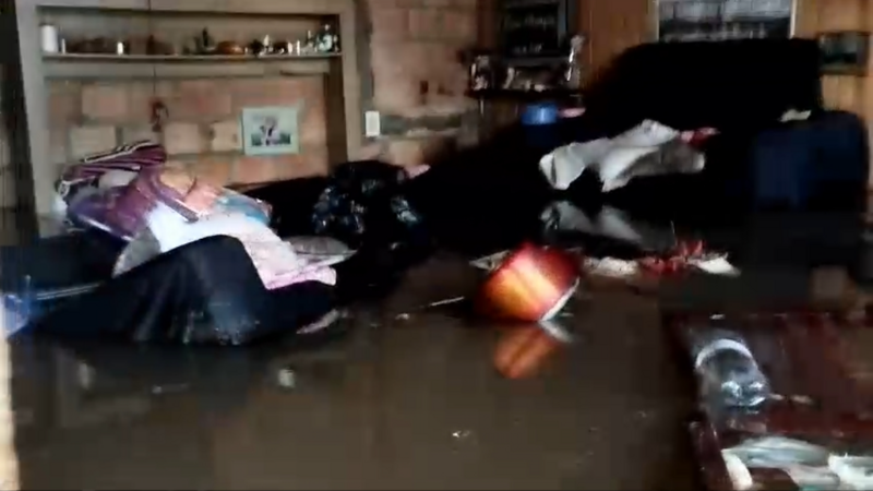 Recuperar quarto do bebê totalmente perdido pela enchente 