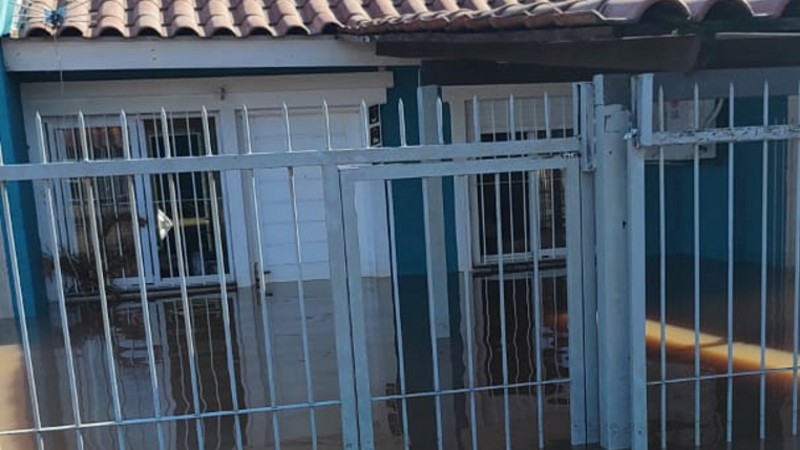 Ajuda refazer nosso lar após a enchente