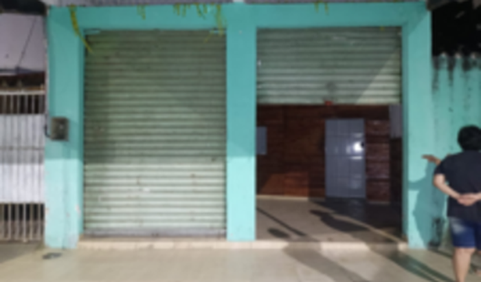 Me ajude a comprar um expositor refrigerado para minha lojinha.