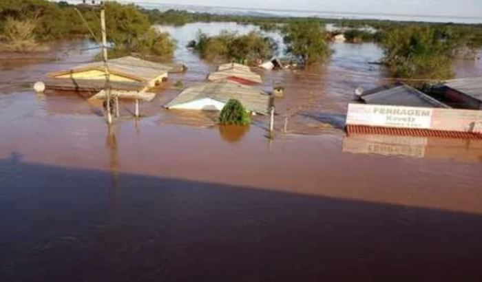 Ajuda para a população de RS