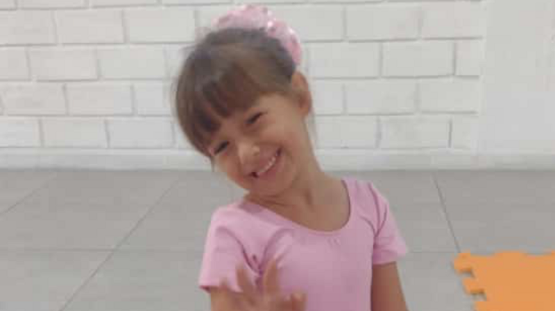 Ajudar minha irmã e sobrinha a recuperar móveis da enchente RS