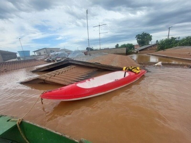 Ajuda com enchente SL/Campina 