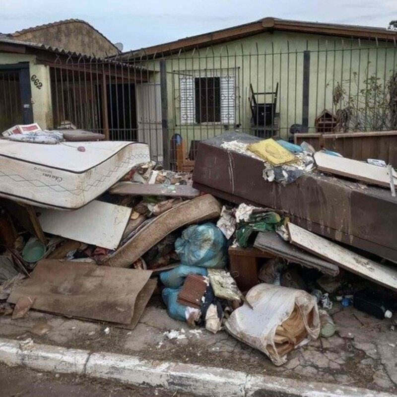 Ajuda para minha família recomeçar!