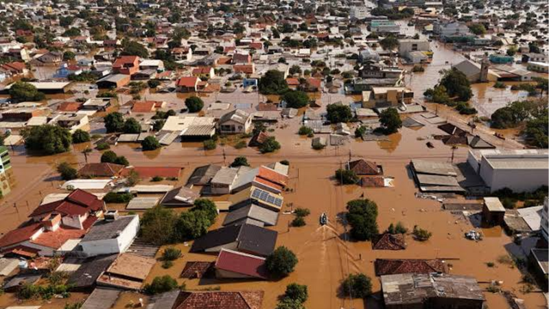 ajude Abraão a auxiliar nas enchentes
