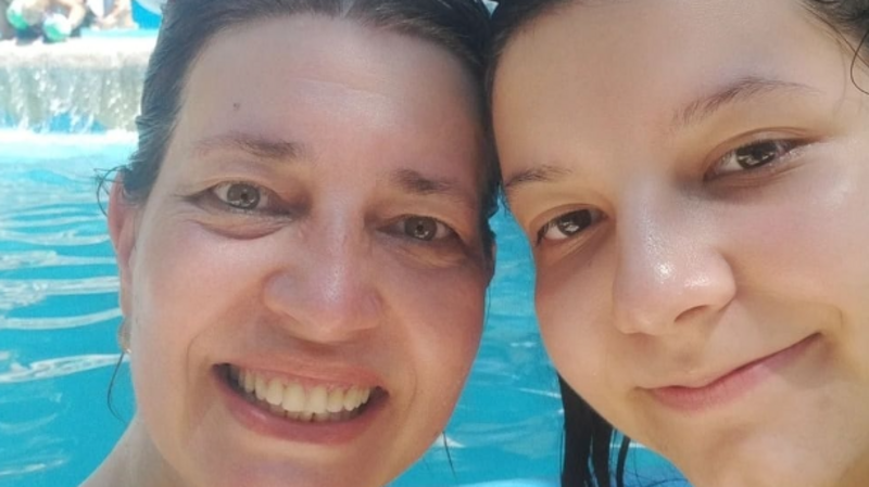 Ajude Angela e Marília a Reconstruírem sua Vida