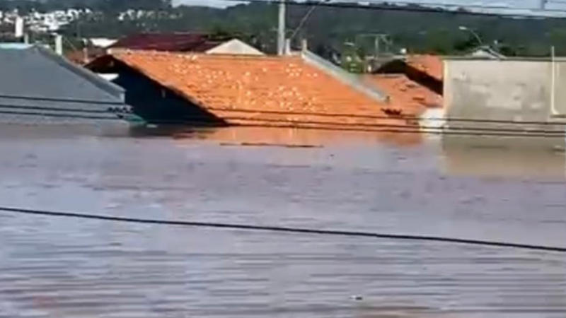 Ajuda pra reconstruir minha casa e minha vida - Enchente no RS