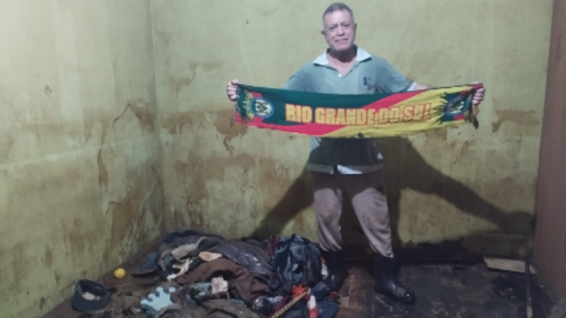 Ajuda ao Homem do Gato - Artista de rua de Porto Alegre