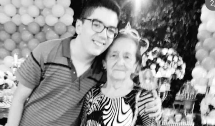 Ajuda pela graduação do Vinicius e pela família