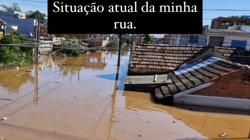 Ajude a reerguer minha casa destruída pela enchente na Vila Farrapos.