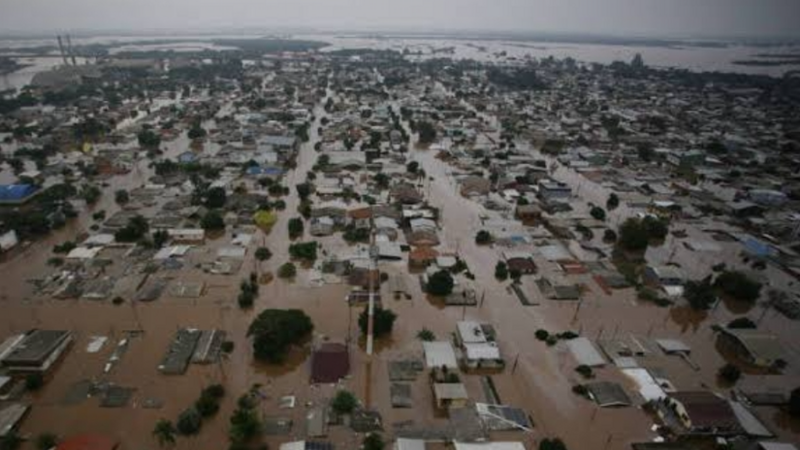 Reconstrução casa - Ioli e Ely