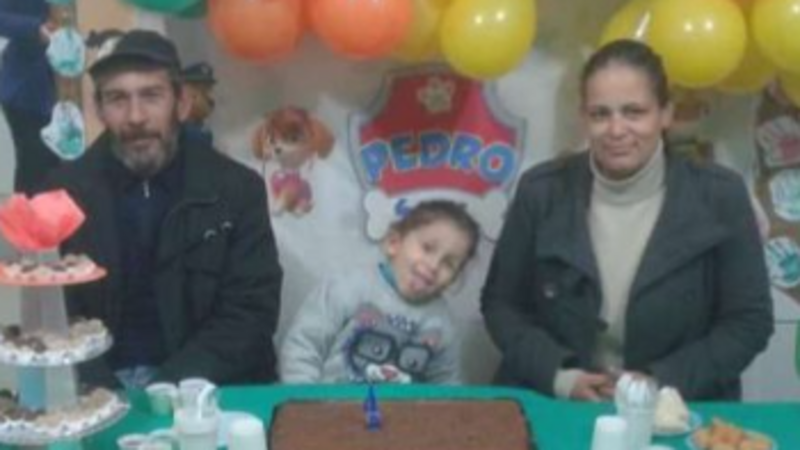 Família desabrigada no Bairro Sarandi em Porto Alegre