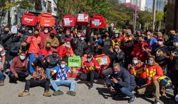 ENTREGADORES BARRA DA TIJUCA AJUDA PARA RIO GRANDE DO SUL