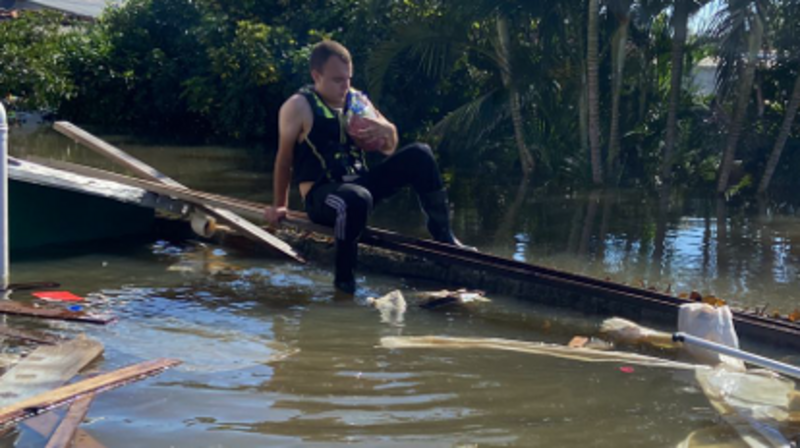 Alucel Esquadrias e Casa da Família