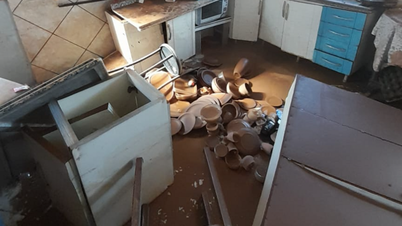 Ajude Juarez e Maris à reconstrurir a casa.