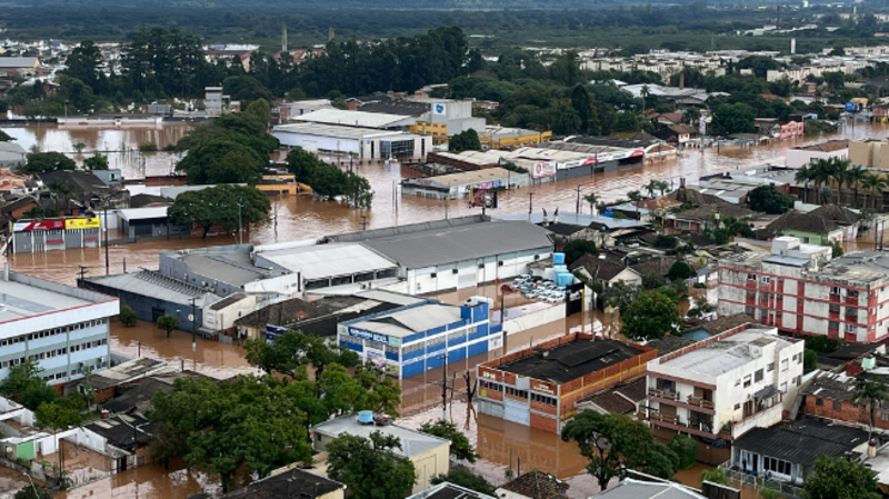 Help 3 families displaced from home by flood in São Leopoldo, RS