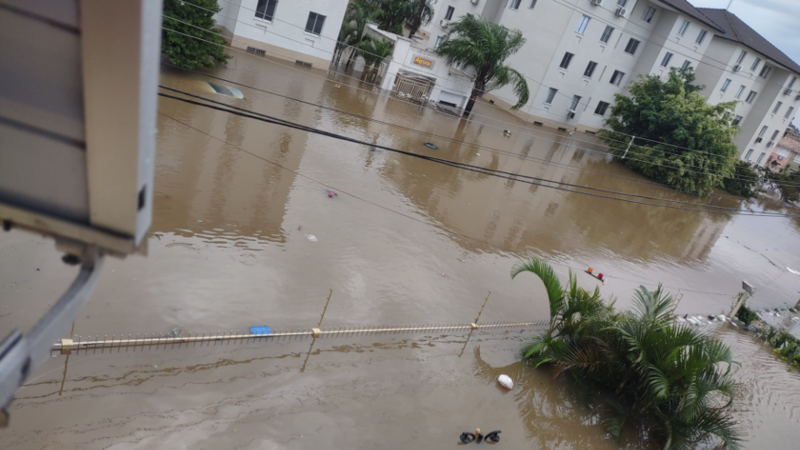 AJUDE FAMÍLIA DO SARANDI (PORTO ALEGRE) - ENCHENTE RS