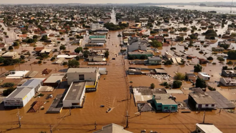 Canoas: Renascer das Águas - Ajude as Famílias a Reconstruírem Seus Lares