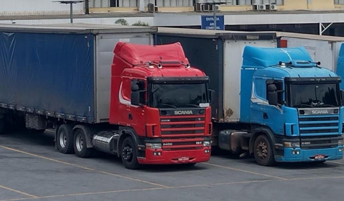 Transporte de doações para o RS