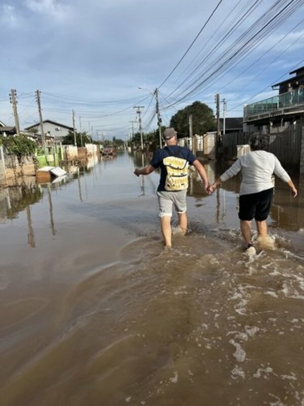 Recuperação dos danos causados pela enchente no RS