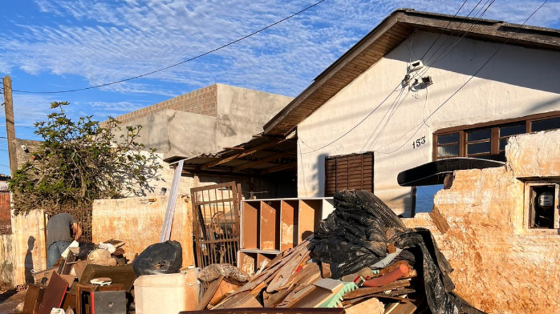 Enchentes RS: Reconstrução casa da família Bittencourt em Guaíba