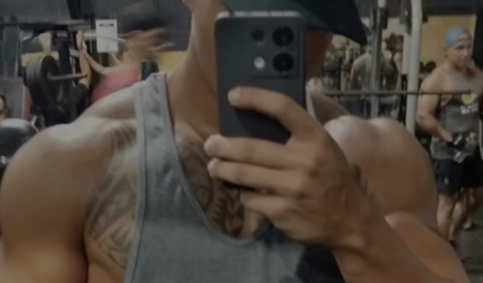 Ajude o bahiano a comprar uma regata nova