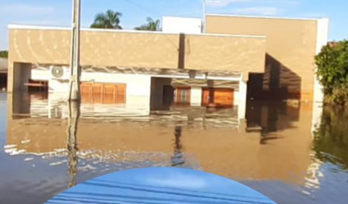 Ajude a reconstruir meu lar! 🏡