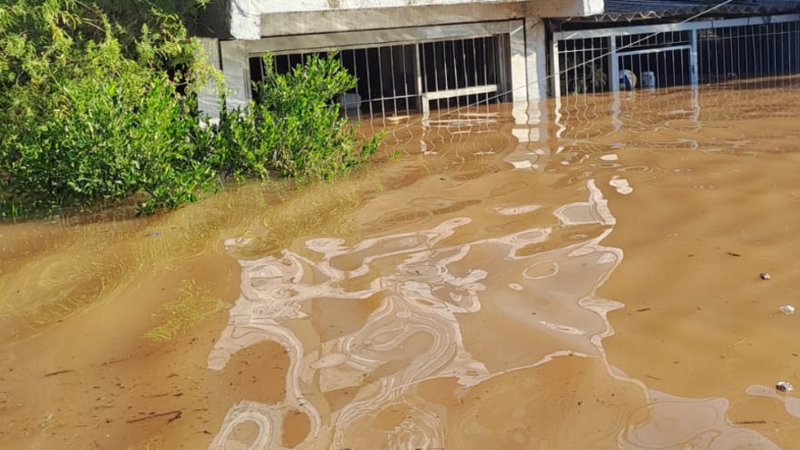 Ajuda para meus pais que perderam tudo na enchente 😢