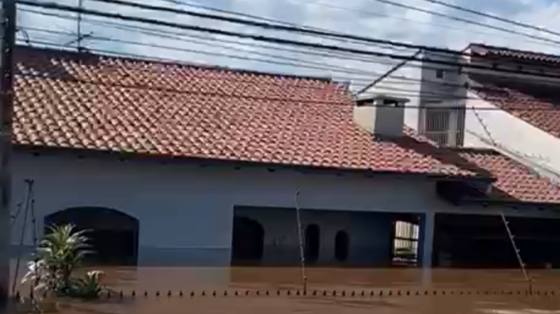 Vakinha para Reconstrução Pós-Enchente