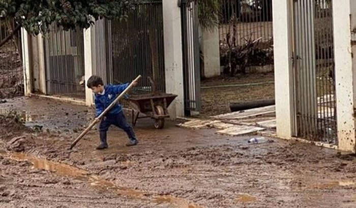 🆘️ ENCHENTES RIO GRANDE DO SUL AJUDE 🆘️