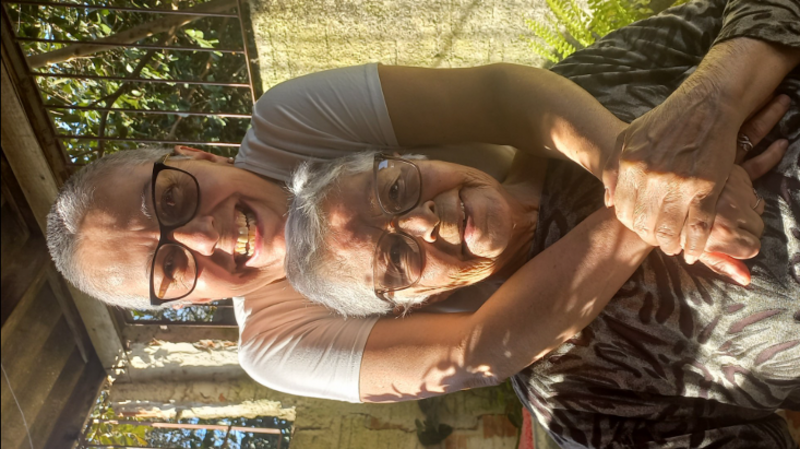 Ajuda para reconstruir as casas da Liége e Tereza