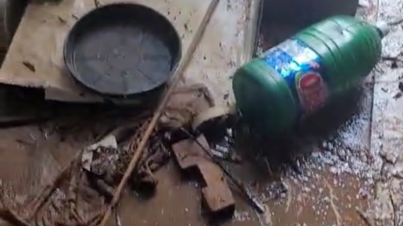 Ajude a reconstruir casa dos meus pais