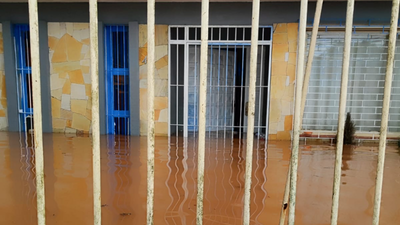 Ajude a Karol, Igor e as Crianças - pós enchente 