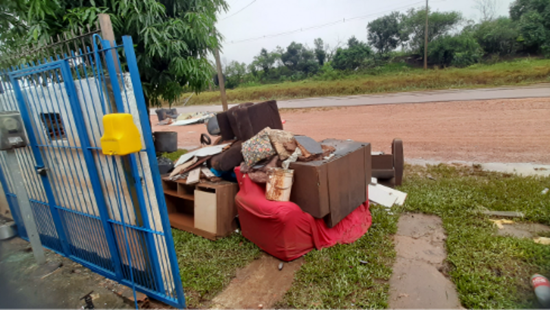 Ajuda para meus pais voltarem para casa(Elui e Orélia)