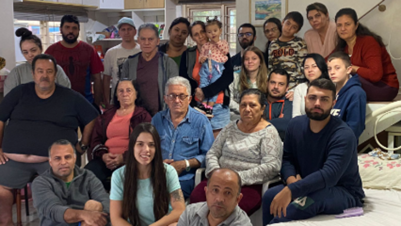 Apoie a Família Oliveira na sua jornada de reconstrução depois da enchente RS