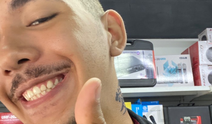 Ajude o Faiole a jogar vôlei 