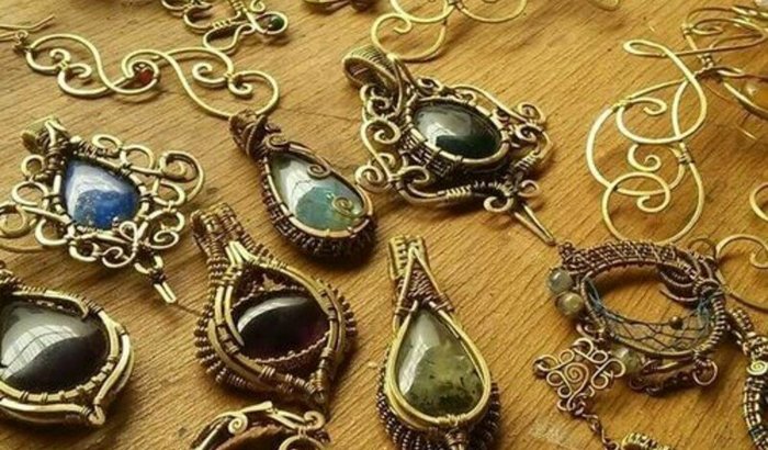  "Arte em Ascensão: Ajude um Artista Independente!"
