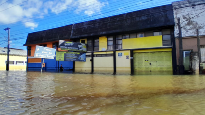 SOS GHS alagada em Porto Alegre