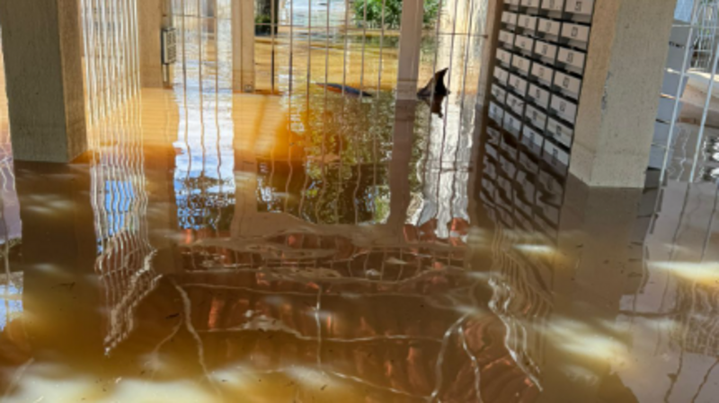 AJUDA A RECONSTRUIR MEU LAR