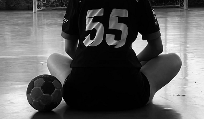 Apoie Maria Clara em sua jornada no handebol