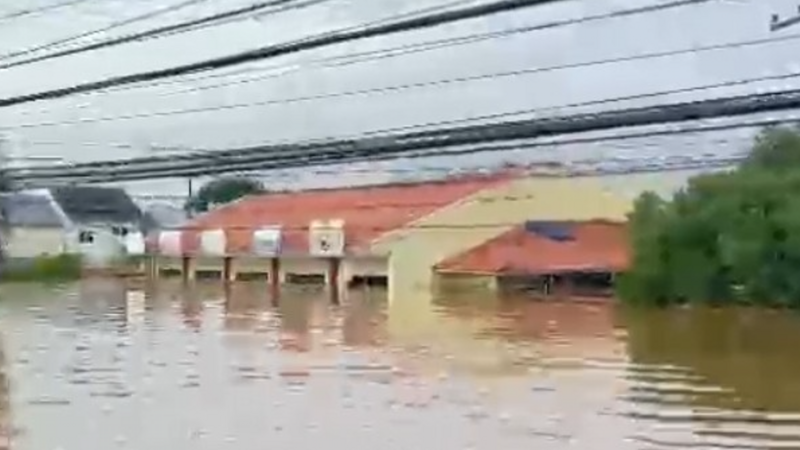 SOS enchente - Prof Raul