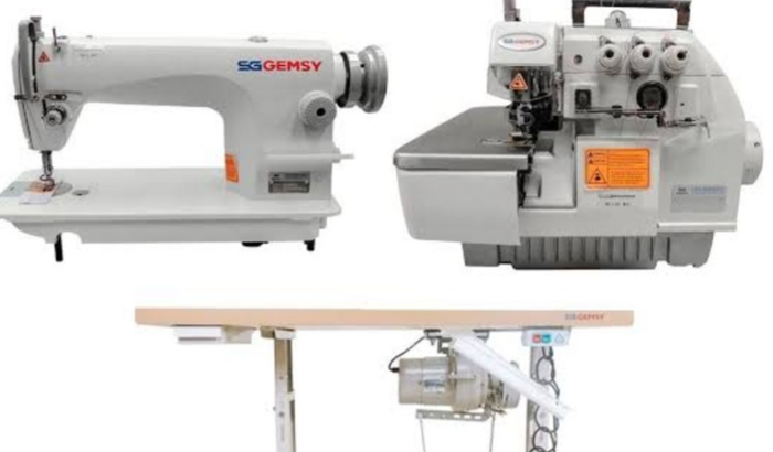 Ajude a Vanuza comprar 2 máquinas de costura pra trabalhar