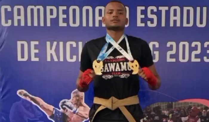 Apoie um Atleta de kicboxing