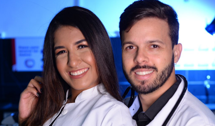 Ajude Leti e Juan a cursar Medicina no Paraguai