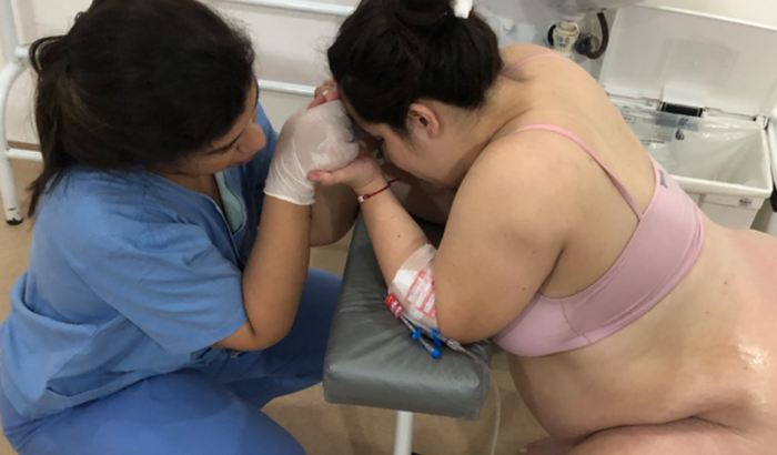 Ajude a Glória Evelyn a ser médica